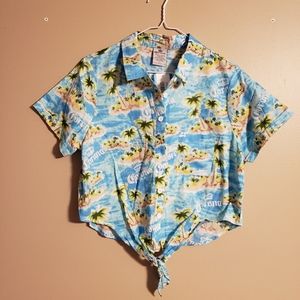 NWT Corona Hawaiian Crop Front Tie Button Down